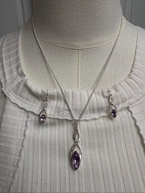 Elegant Silver-Tone Amethyst Pendant Necklace & Earrings Set